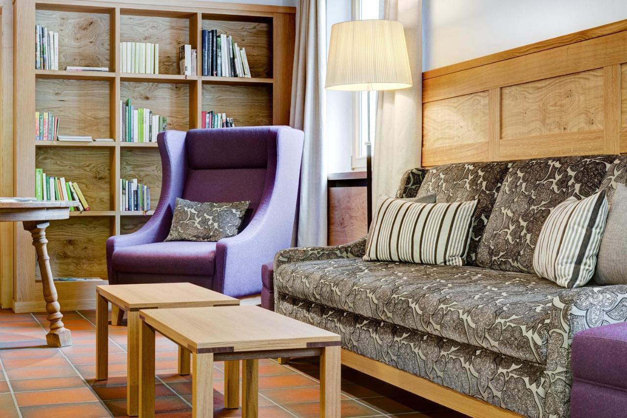 Hotel Gasthof Kreuz Sonntag Экстерьер фото